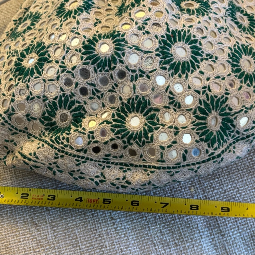 Leather and Crochet Drawstring Hobo Bag in Cream and Green - Picture 3 of 12
